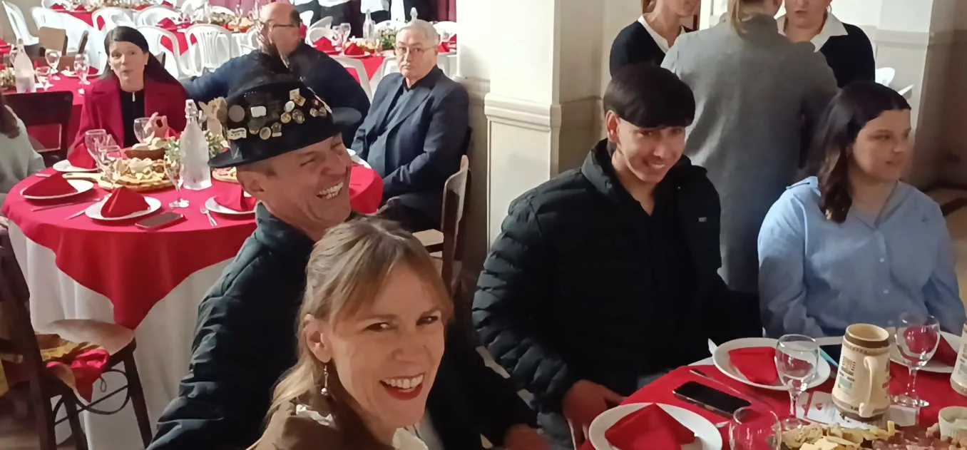 Celebración 19